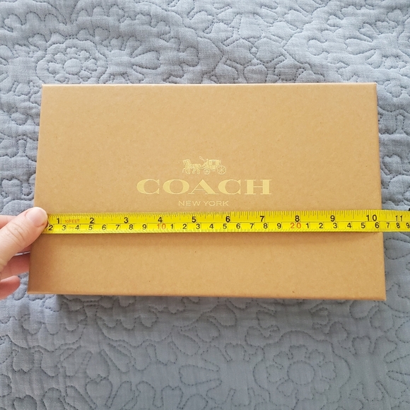 Brown Coach Gift Box Gold Lettering * - Picture 6 of 10